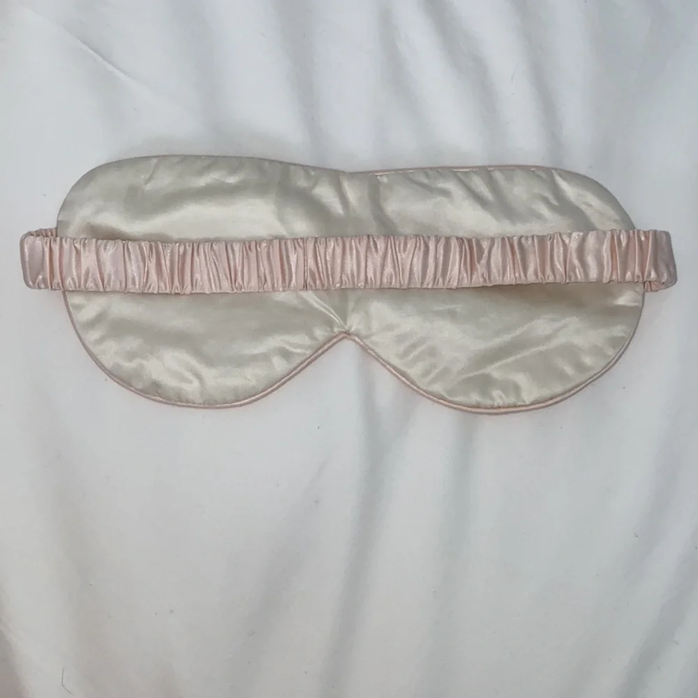 Branche Pink Silk Eye Mask